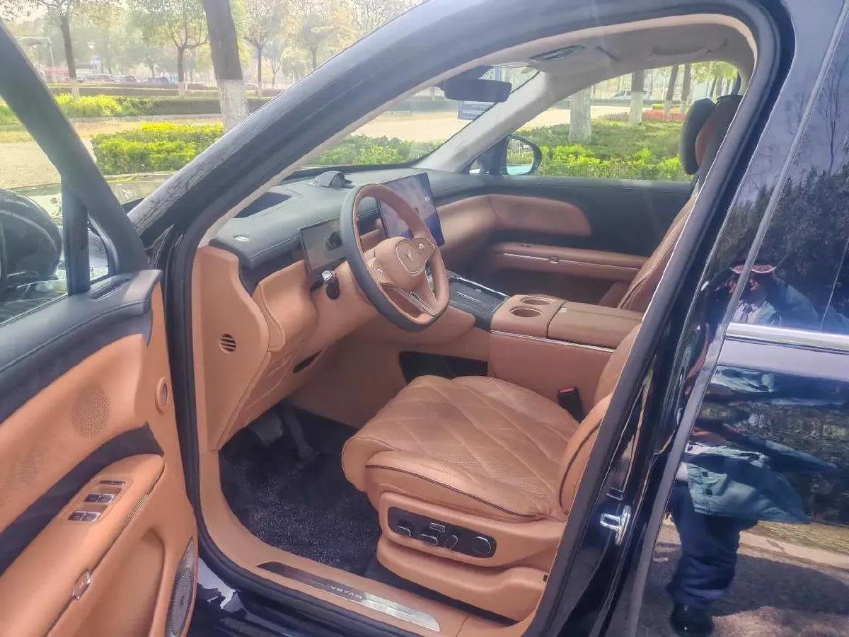 2026 Voyah 9L 1.5T 150HP L4 PHEV,autocango,china used car exporter,china ev exporter,chinese used car exporter,chinese used ev exporter