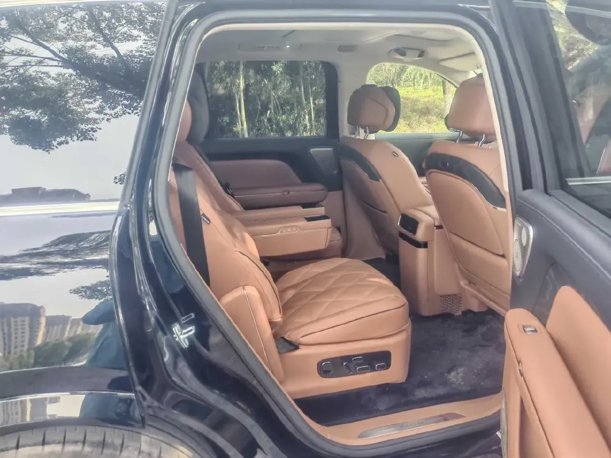 2026 Voyah 9L 1.5T 150HP L4 PHEV,autocango,china used car exporter,china ev exporter,chinese used car exporter,chinese used ev exporter