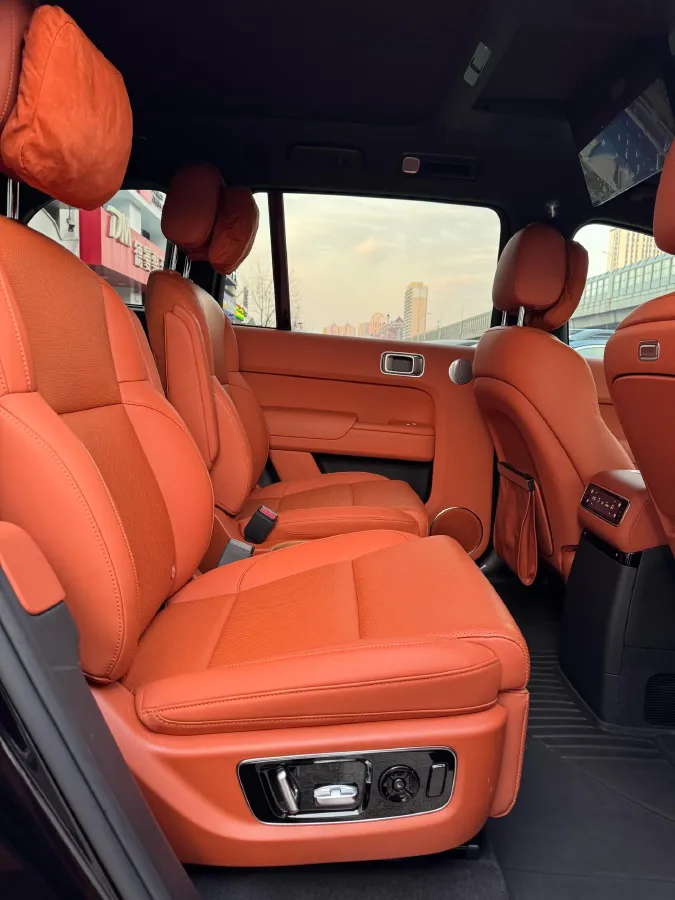 2024 Li L9 Range Extended 154HP REEV 52.3KWH,autocango,china used car exporter,china ev exporter,chinese used car exporter,chinese used ev exporter