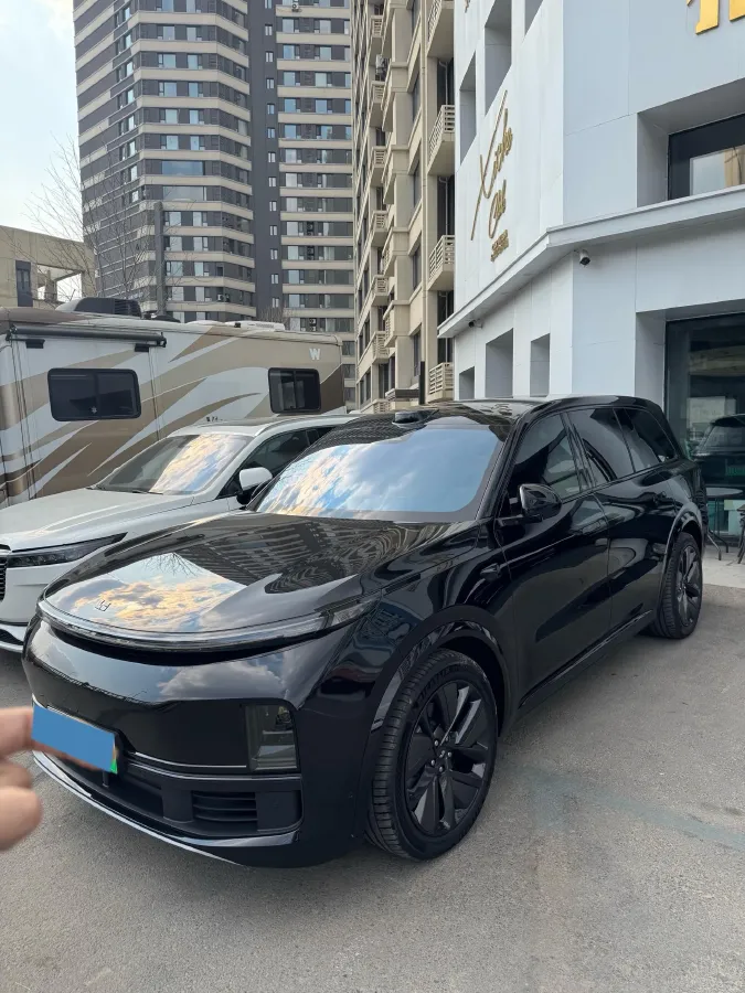 2024 Li L9 Range Extended 154HP REEV 52.3KWH,autocango,china used car exporter,china ev exporter,chinese used car exporter,chinese used ev exporter