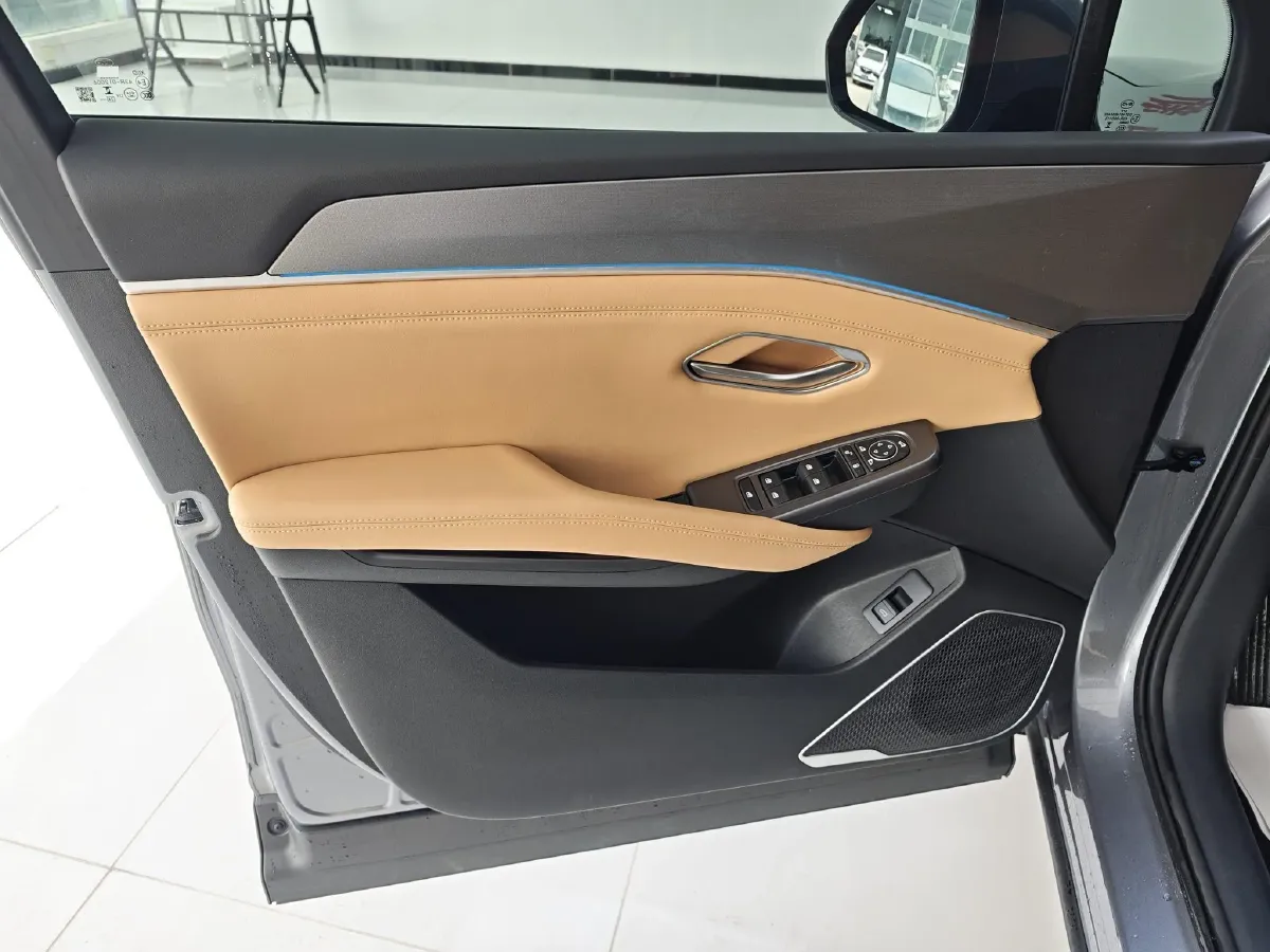 2024 BYD SongL DM-i 1.5L 101HP L4 E-CVT PHEV 26.6KWH,autocango,china used car exporter,china ev exporter,chinese used car exporter,chinese used ev exporter