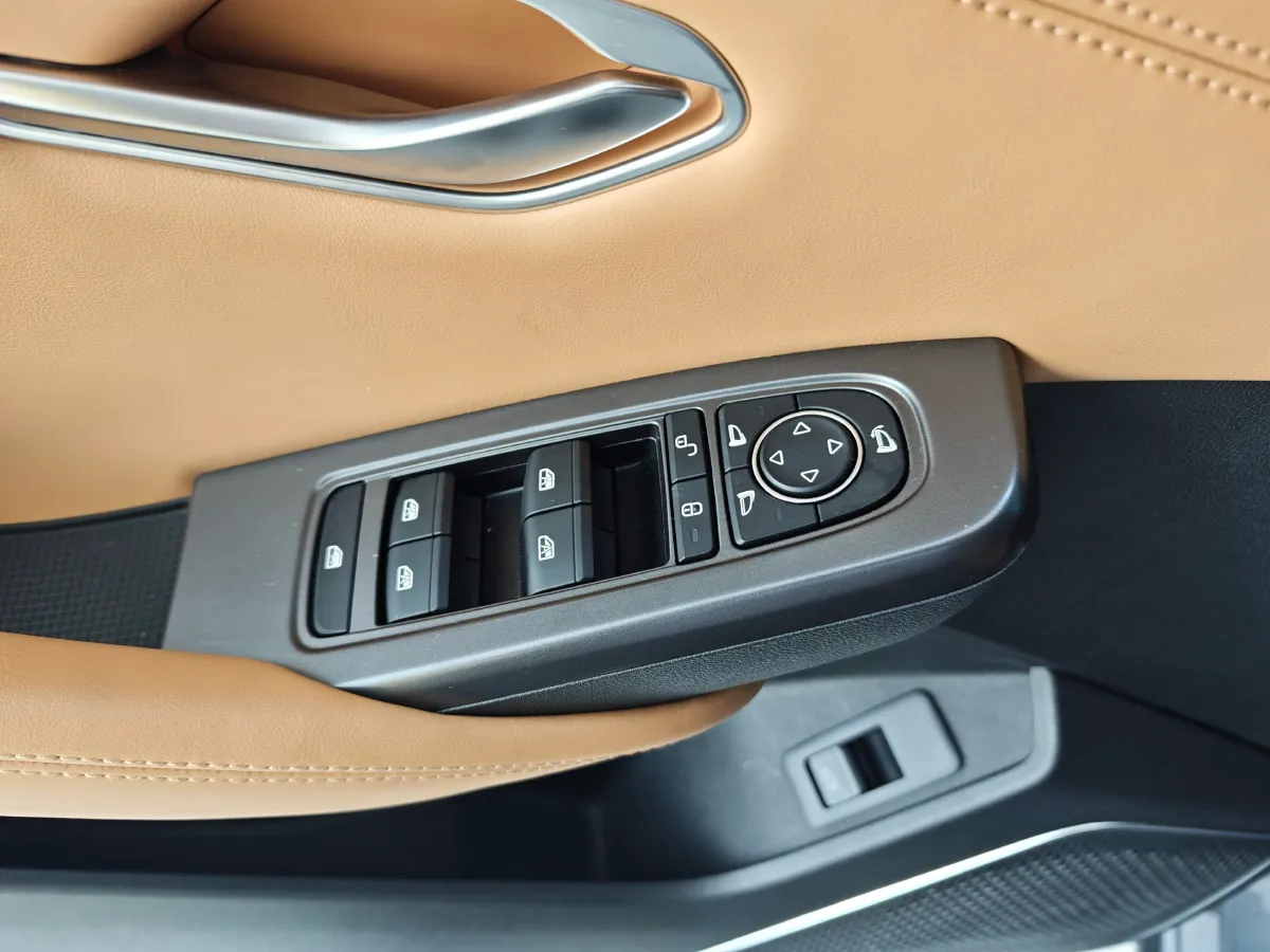 2024 BYD SongL DM-i 1.5L 101HP L4 E-CVT PHEV 26.6KWH,autocango,china used car exporter,china ev exporter,chinese used car exporter,chinese used ev exporter