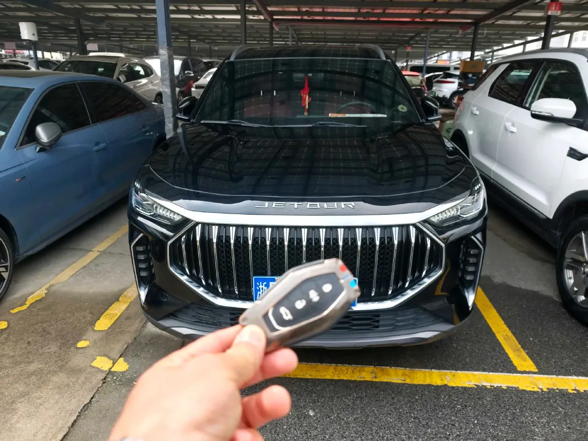 2023 Jetour X70 PRO 1.5T 156HP L4 6DCT,autocango,china used car exporter,china ev exporter,chinese used car exporter,chinese used ev exporter