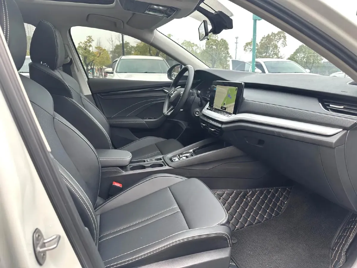 2022 Skoda Octavia 1.4T 150HP L4 7DCT,autocango,china used car exporter,china ev exporter,chinese used car exporter,chinese used ev exporter