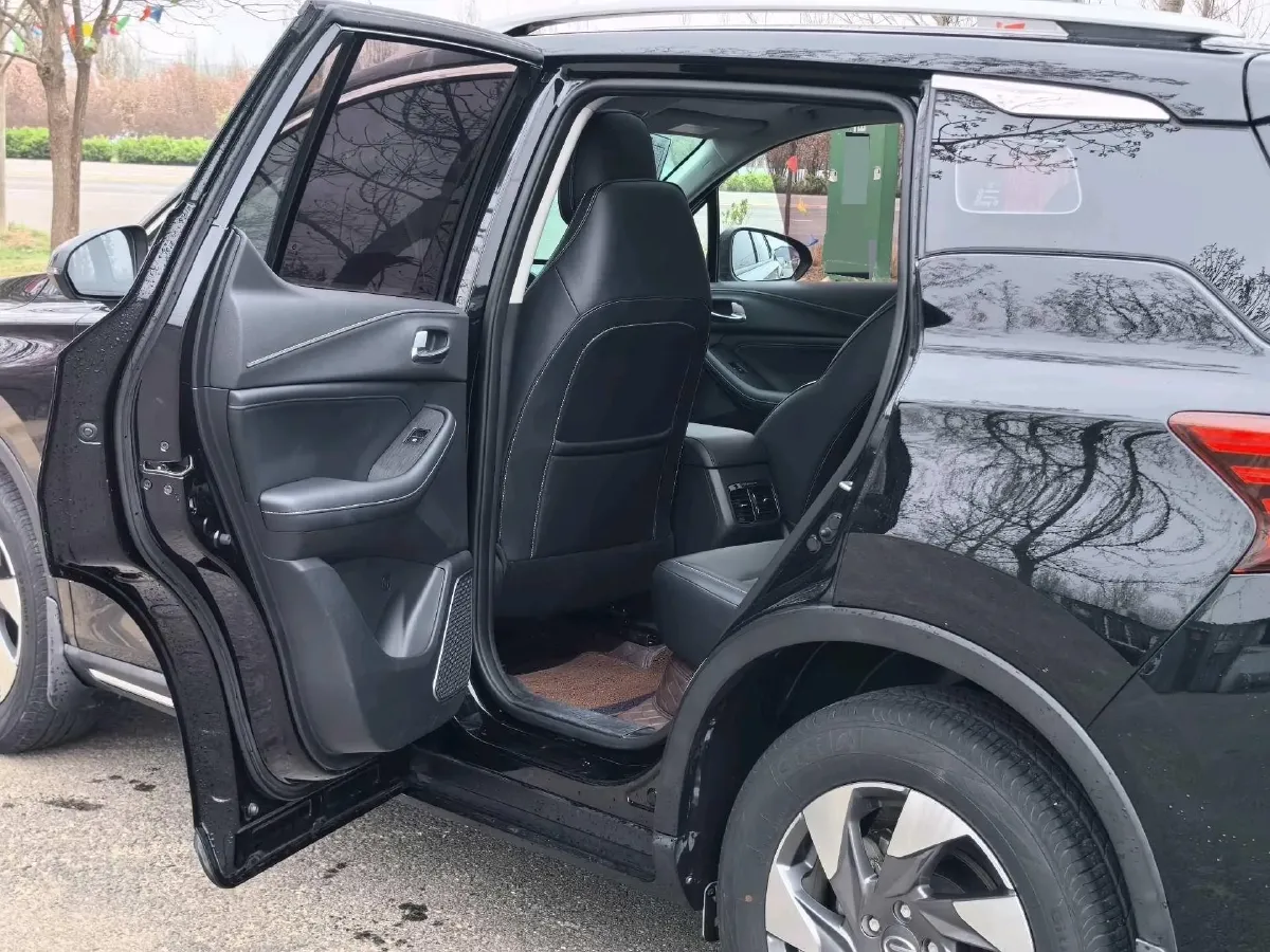 2022 GAC Trumpchi GS4 1.5T 169HP L4 6AT,autocango,china used car exporter,china ev exporter,chinese used car exporter,chinese used ev exporter