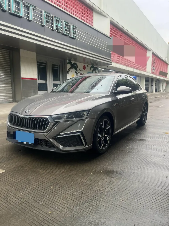 2021 Skoda Octavia 1.4T 150HP L4 7DCT,autocango,china used car exporter,china ev exporter,chinese used car exporter,chinese used ev exporter