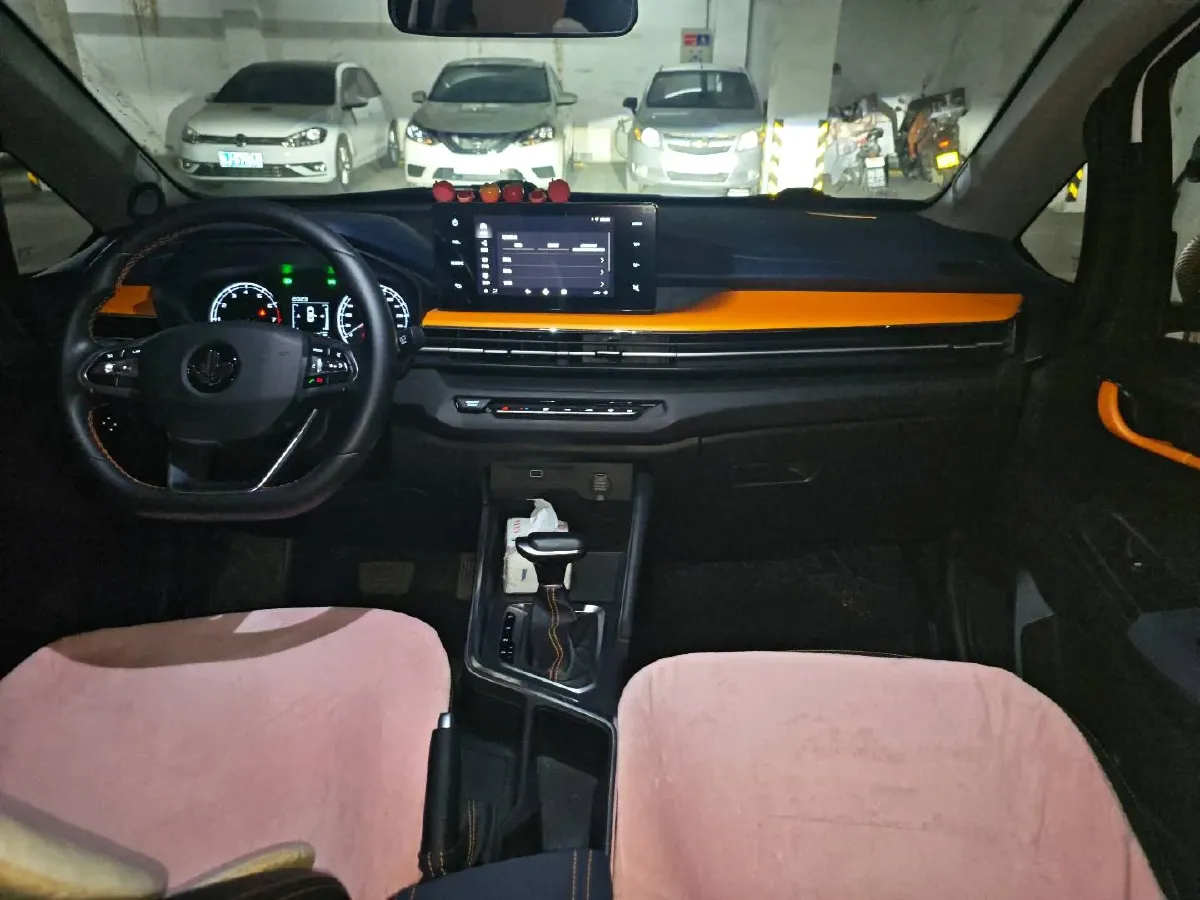 2022 Livan X3 PRO 1.5L 113HP L4 CVT,autocango,china used car exporter,china ev exporter,chinese used car exporter,chinese used ev exporter