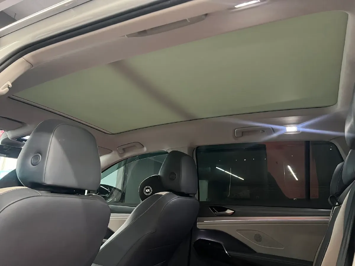 2021 Volkswagen ID.6 Crozz BEV 84.8KWH,autocango,china used car exporter,china ev exporter,chinese used car exporter,chinese used ev exporter