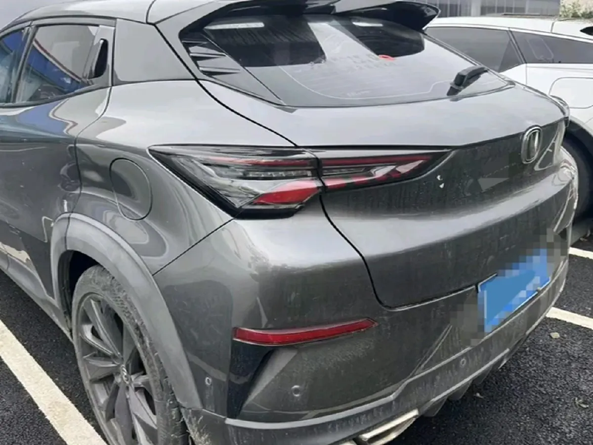 2020 ChangAn UNI-T 1.5T 180HP L4 7DCT,autocango,china used car exporter,china ev exporter,chinese used car exporter,chinese used ev exporter