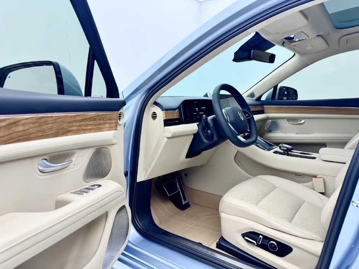 2023 HIMA AITO M5 1.5T 152HP L4 REEV 40KWH,autocango,china used car exporter,china ev exporter,chinese used car exporter,chinese used ev exporter