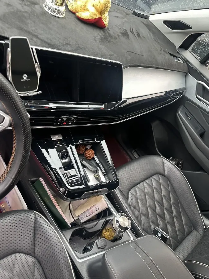 2021 Volkswagen Talagon 2.0T 220HP L4 7DCT,autocango,china used car exporter,china ev exporter,chinese used car exporter,chinese used ev exporter