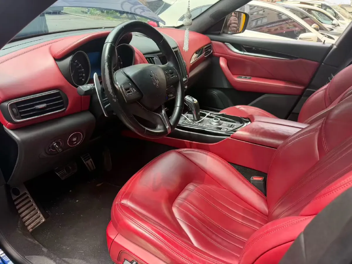 2019 Maserati Levante 3.0T 350HP V6 8AT,autocango,china used car exporter,china ev exporter,chinese used car exporter,chinese used ev exporter