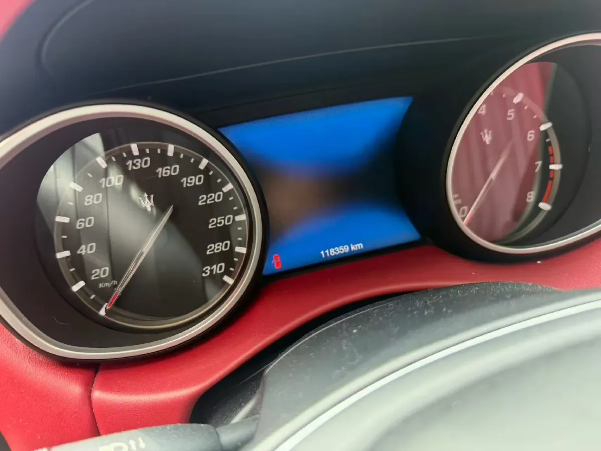 2019 Maserati Levante 3.0T 350HP V6 8AT,autocango,china used car exporter,china ev exporter,chinese used car exporter,chinese used ev exporter