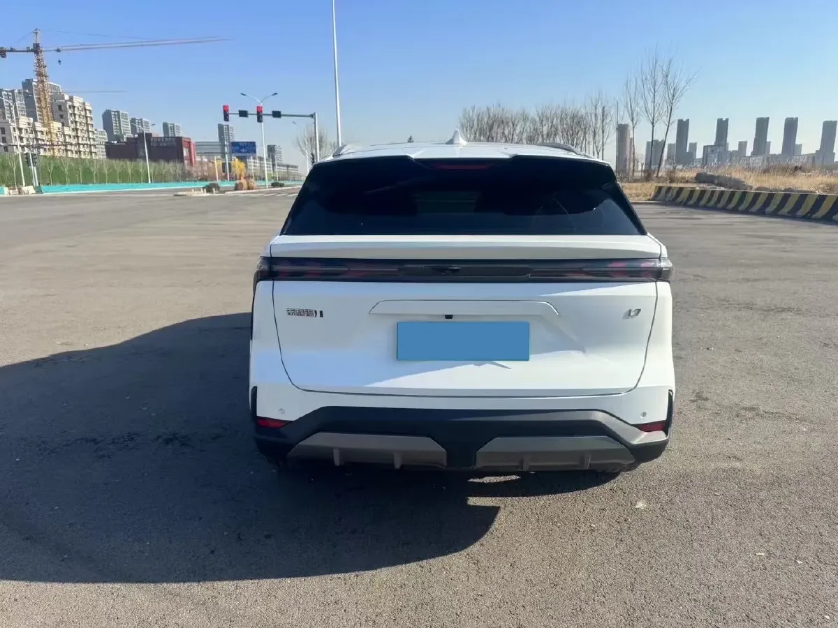 2023 Geely Galaxy L7 1.5T 163HP L4 3DHT PHEV 18.7KWH,autocango,china used car exporter,china ev exporter,chinese used car exporter,chinese used ev exporter