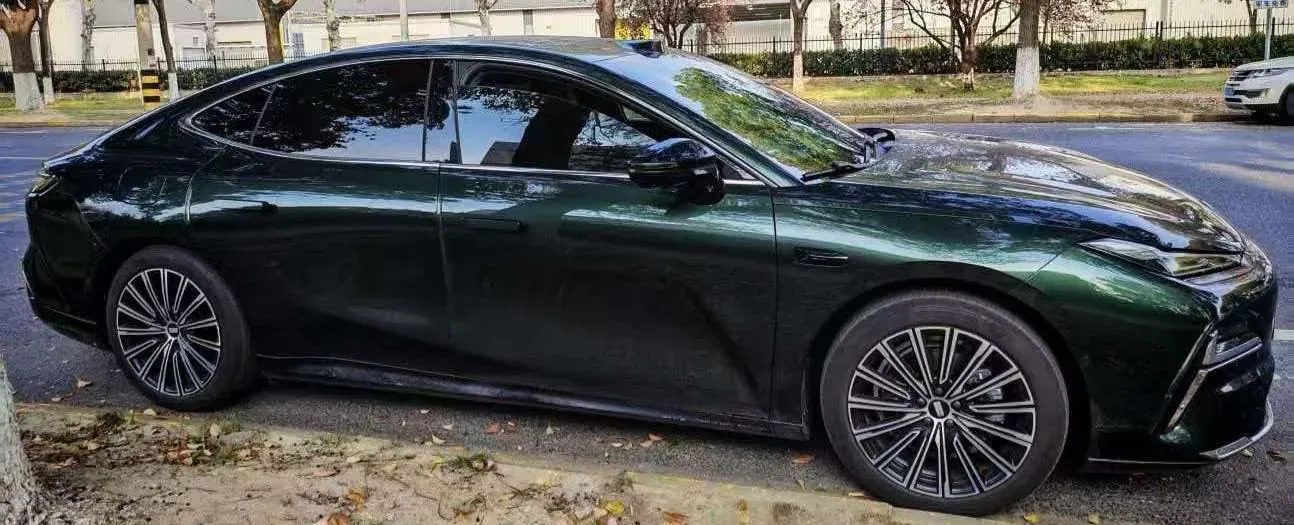 2025 Geely Galaxy Starshine 8 1.5T 163HP L4 3DHT PHEV 27.69KWH,autocango,china used car exporter,china ev exporter,chinese used car exporter,chinese used ev exporter