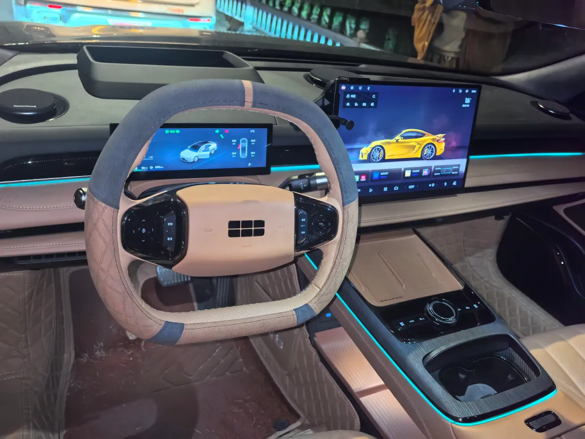 2025 Geely Galaxy Starshine 8 1.5T 163HP L4 3DHT PHEV 27.69KWH,autocango,china used car exporter,china ev exporter,chinese used car exporter,chinese used ev exporter