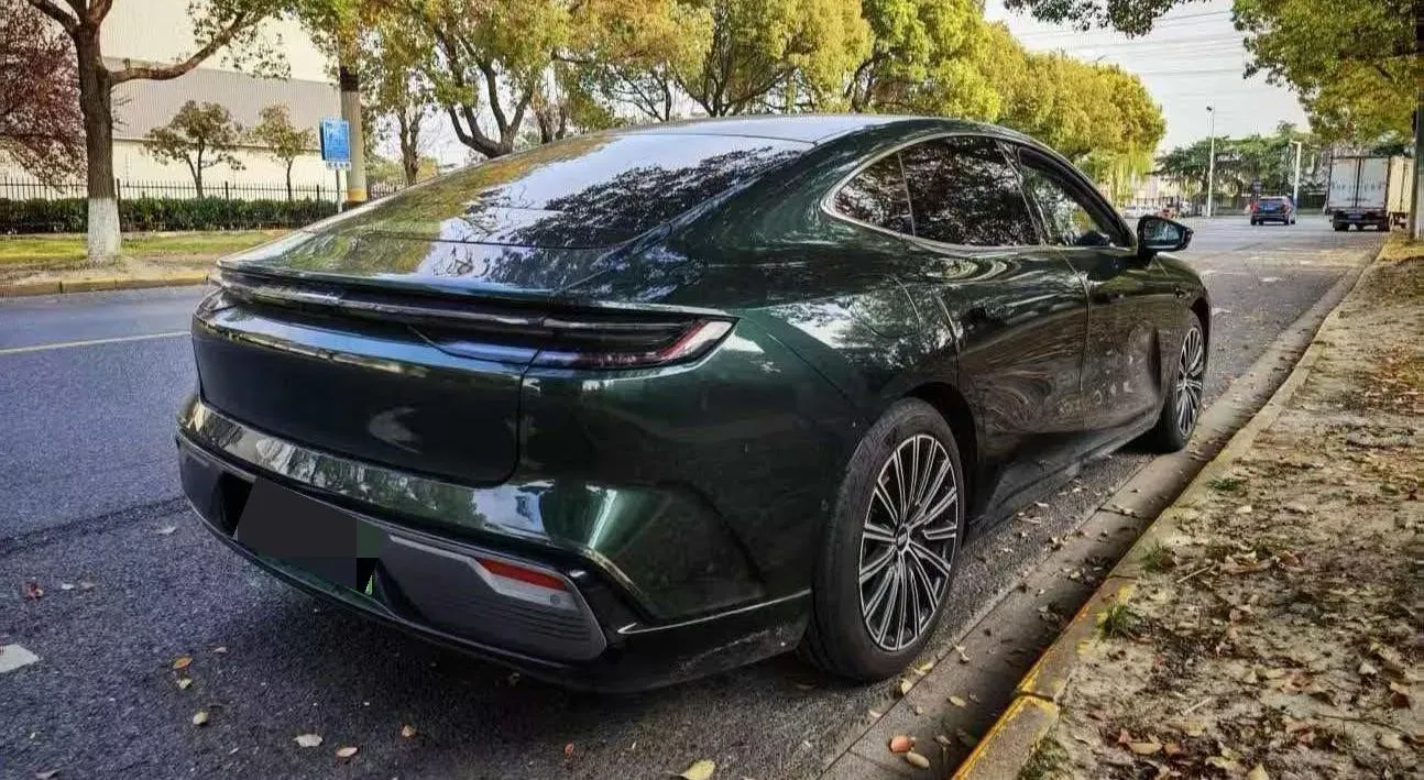 2025 Geely Galaxy Starshine 8 1.5T 163HP L4 3DHT PHEV 27.69KWH,autocango,china used car exporter,china ev exporter,chinese used car exporter,chinese used ev exporter