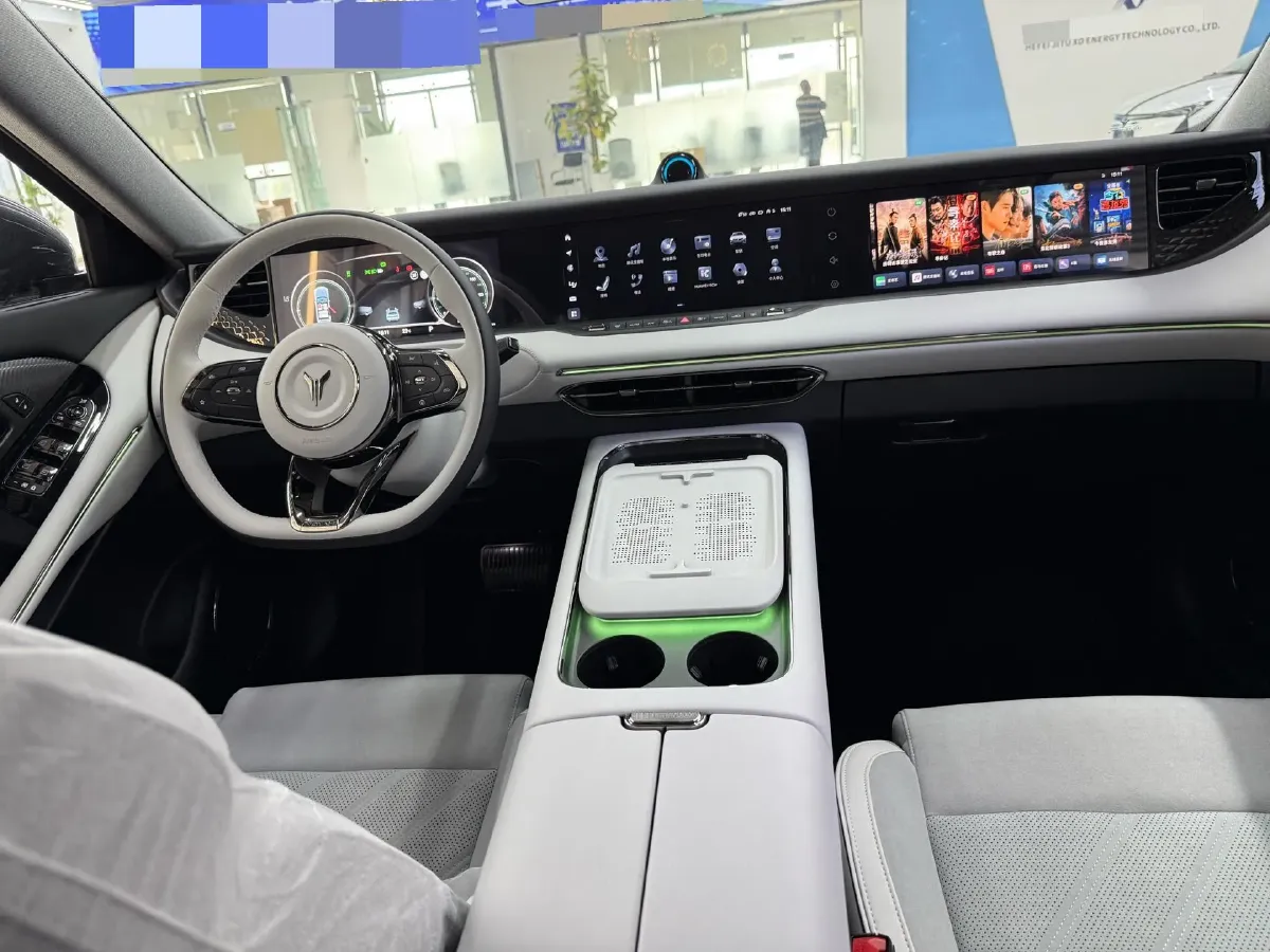 2025 Voyah FREE 1.5T 150HP L4 REEV 43KWH,autocango,china used car exporter,china ev exporter,chinese used car exporter,chinese used ev exporter