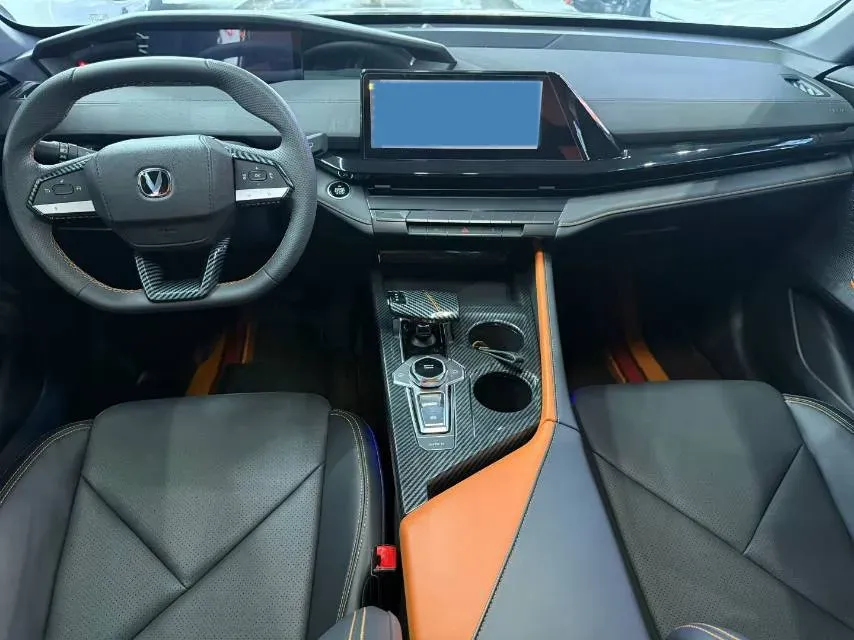 2023 ChangAn UNI-V iDD 1.5T 170HP L4 6TCT PHEV 18.4KWH,autocango,china used car exporter,china ev exporter,chinese used car exporter,chinese used ev exporter