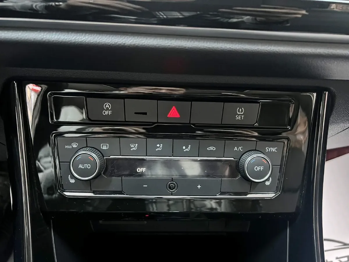 2022 Jetta VS5 1.4T 150HP L4 6AT,autocango,china used car exporter,china ev exporter,chinese used car exporter,chinese used ev exporter