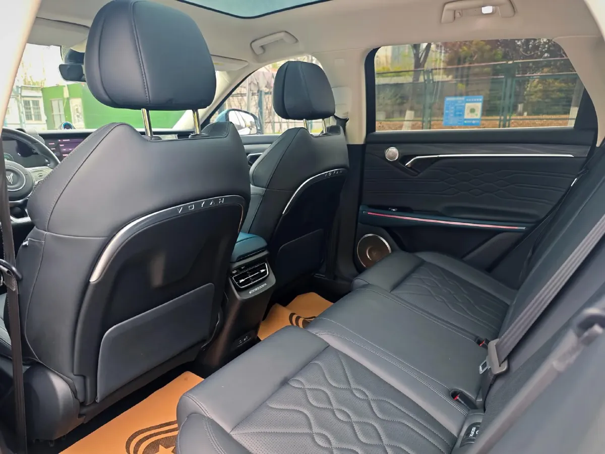 2021 Voyah FREE Range Extended 109HP REEV 33KWH,autocango,china used car exporter,china ev exporter,chinese used car exporter,chinese used ev exporter