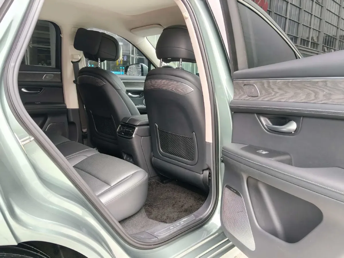 2022 AITO AITO M5 Range Extended 125HP REEV 40KWH,autocango,china used car exporter,china ev exporter,chinese used car exporter,chinese used ev exporter