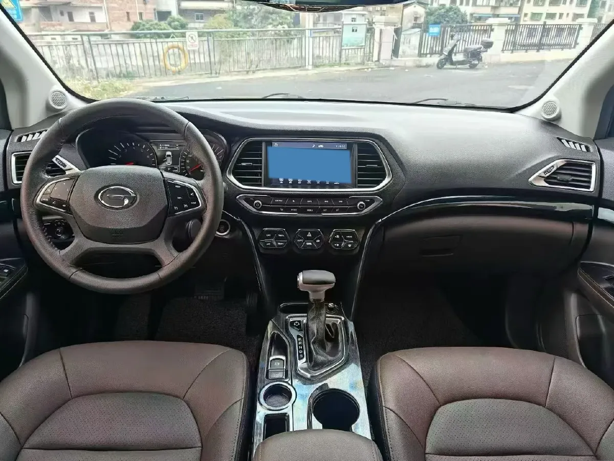 2017 GAC Trumpchi GS4 1.5T 152HP L4 6AT,autocango,china used car exporter,china ev exporter,chinese used car exporter,chinese used ev exporter