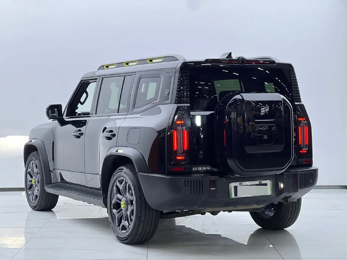 2024 Jetour ShanHai TravellerC-DM 1.5T 156HP L4 3DHT PHEV 43.24KWH,autocango,china used car exporter,china ev exporter,chinese used car exporter,chinese used ev exporter