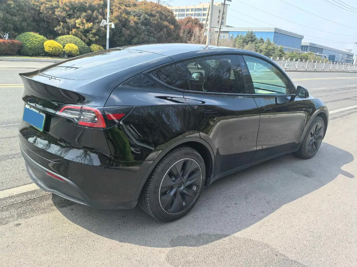 2022 Tesla Model Y BEV 60KWH,autocango,china used car exporter,china ev exporter,chinese used car exporter,chinese used ev exporter
