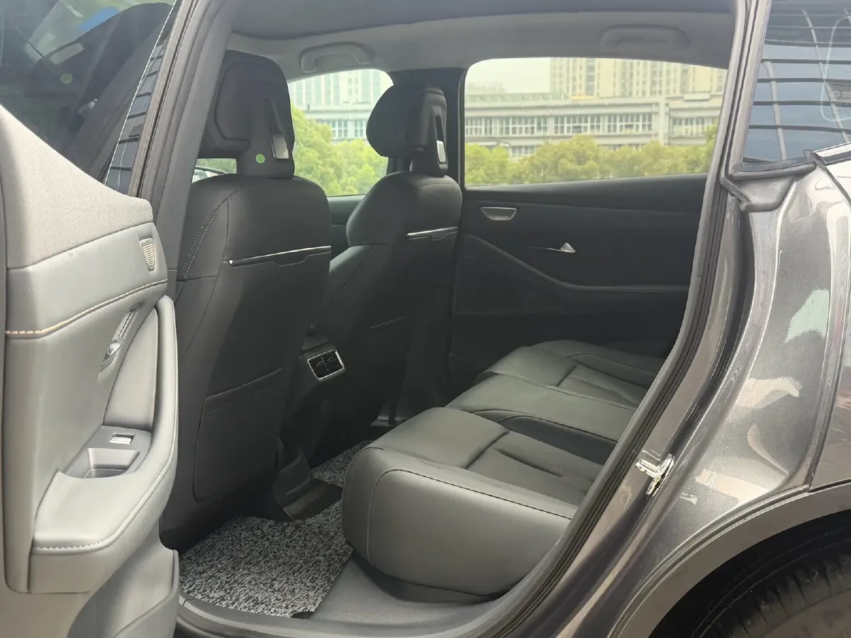 2022 DongFeng Forthing LingZhi EV BEV 68.4KWH,autocango,china used car exporter,china ev exporter,chinese used car exporter,chinese used ev exporter