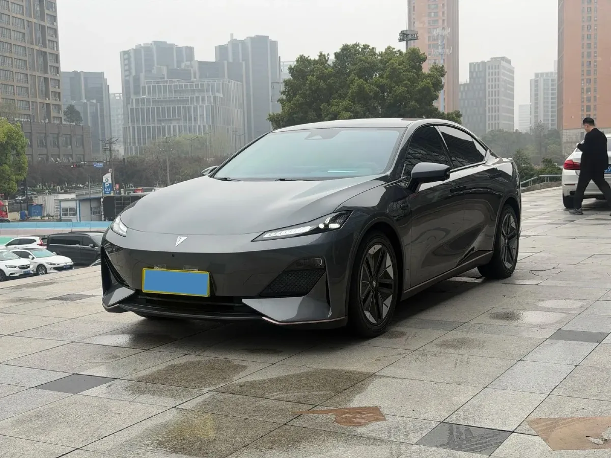 2022 DongFeng Forthing LingZhi EV BEV 68.4KWH,autocango,china used car exporter,china ev exporter,chinese used car exporter,chinese used ev exporter