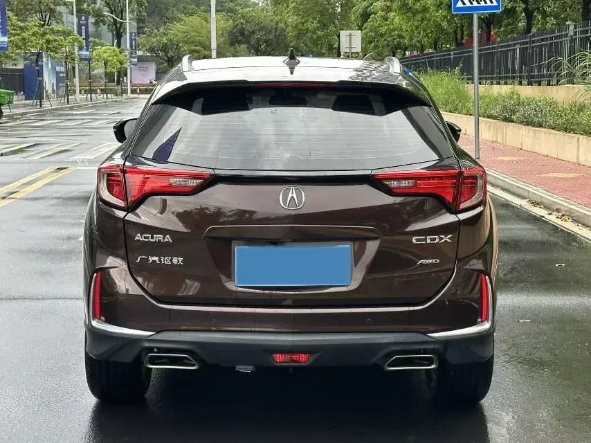 2021 Acura CDX 1.5T 182HP L4 8DCT,autocango,china used car exporter,china ev exporter,chinese used car exporter,chinese used ev exporter