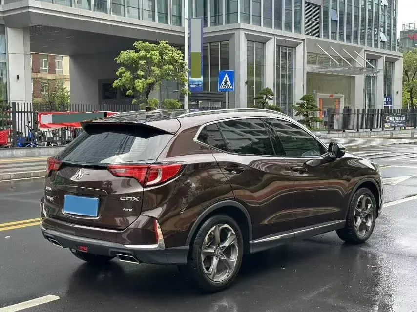 2021 Acura CDX 1.5T 182HP L4 8DCT,autocango,china used car exporter,china ev exporter,chinese used car exporter,chinese used ev exporter
