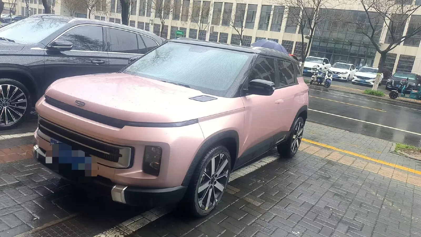 2023 Geely ICON 1.5T 181HP L4 7DCT,autocango,china used car exporter,china ev exporter,chinese used car exporter,chinese used ev exporter