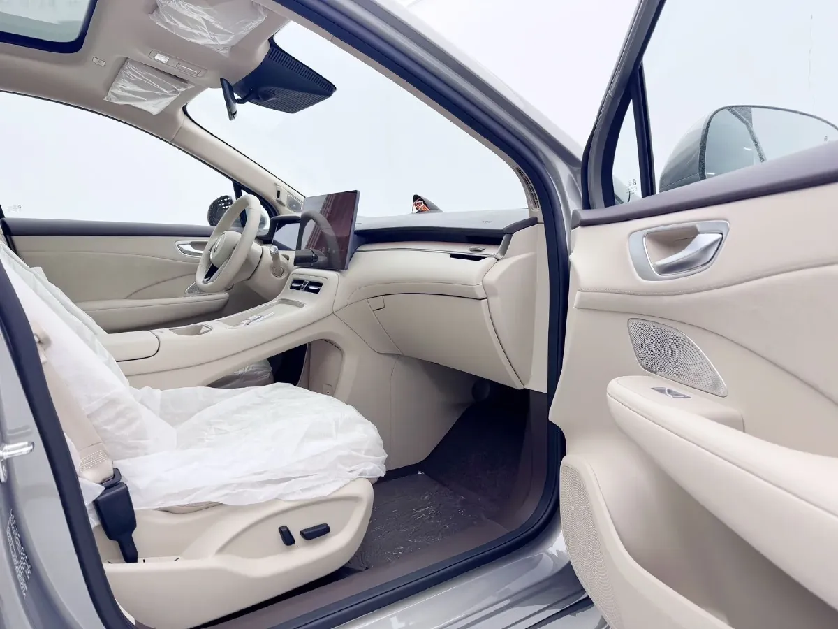 2025 HIMA Shangjie H5 BEV,autocango,china used car exporter,china ev exporter,chinese used car exporter,chinese used ev exporter