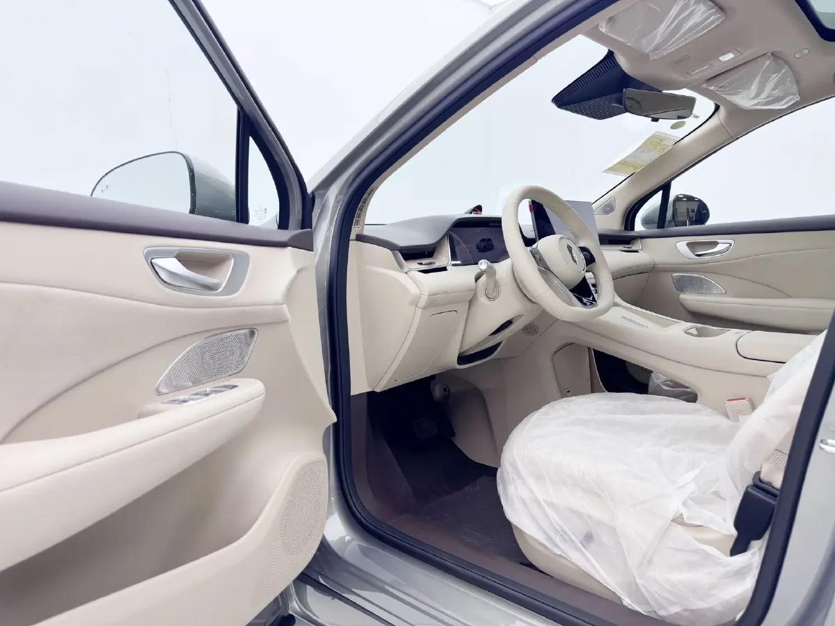 2025 HIMA Shangjie H5 BEV,autocango,china used car exporter,china ev exporter,chinese used car exporter,chinese used ev exporter