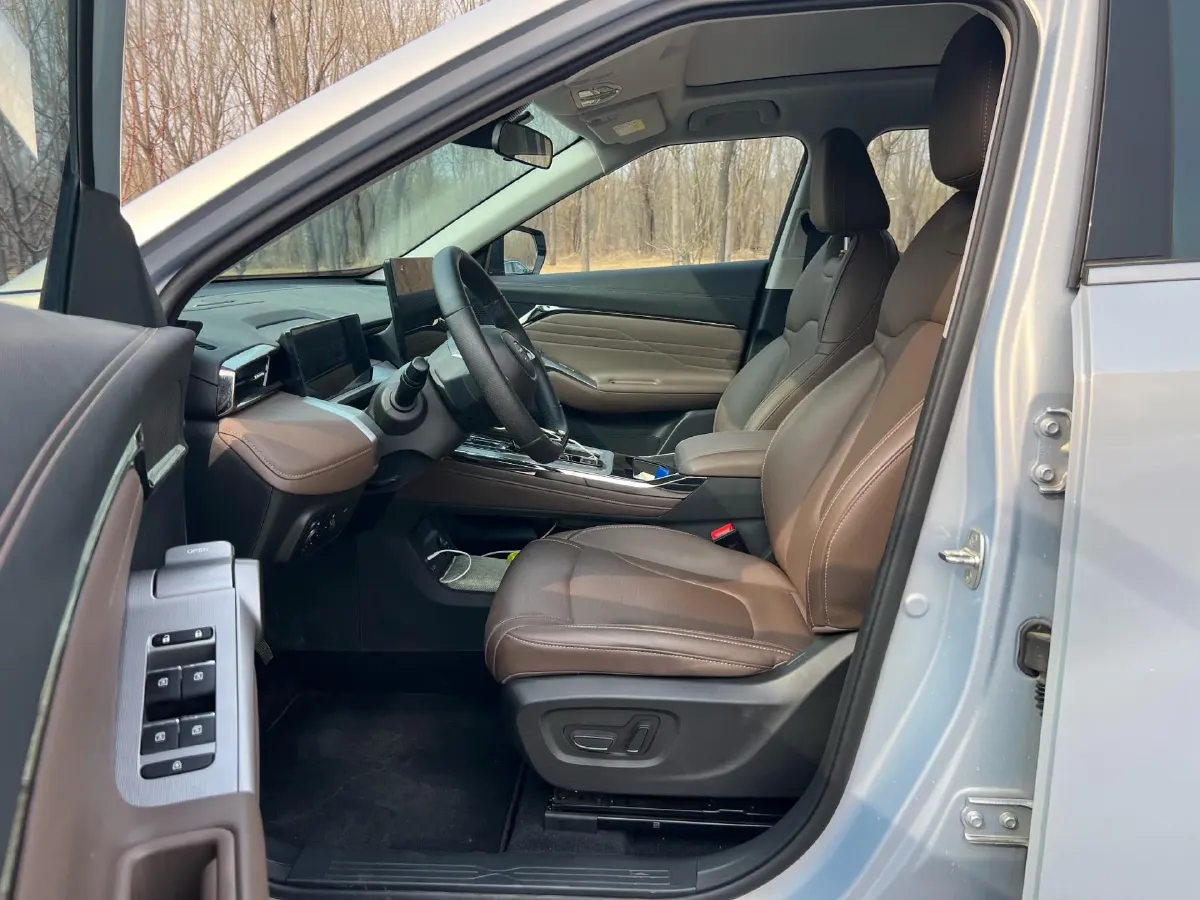 2024 GAC Trumpchi GS4 1.5T 177HP L4 7DCT,autocango,china used car exporter,china ev exporter,chinese used car exporter,chinese used ev exporter