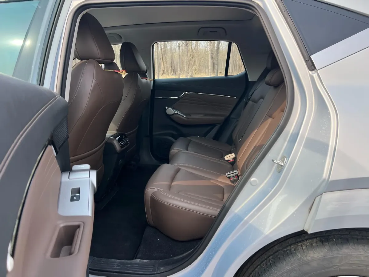 2024 GAC Trumpchi GS4 1.5T 177HP L4 7DCT,autocango,china used car exporter,china ev exporter,chinese used car exporter,chinese used ev exporter