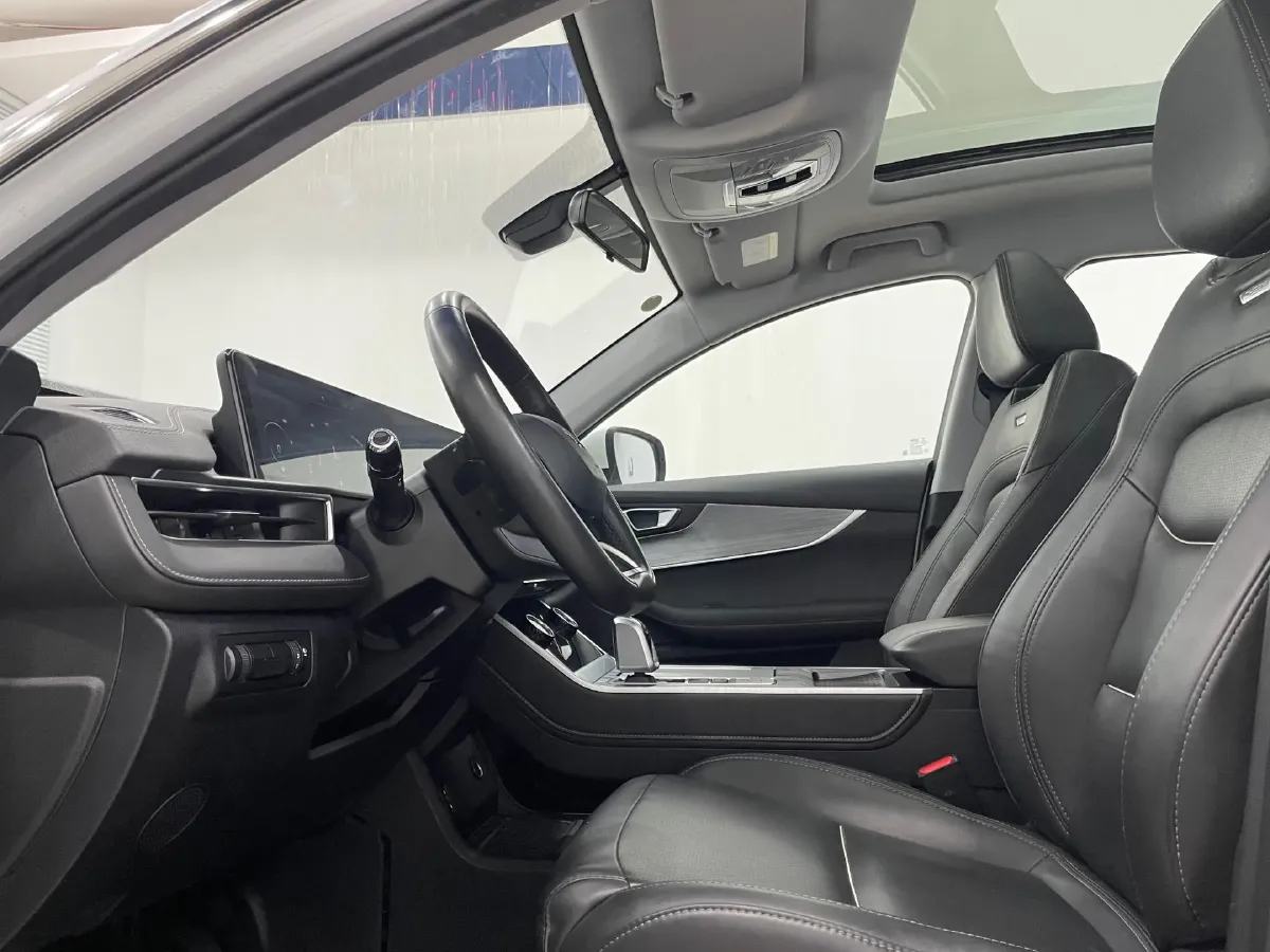 2022 Chery Tiggo 7 Plus 1.5T 156HP L4 CVT,autocango,china used car exporter,china ev exporter,chinese used car exporter,chinese used ev exporter