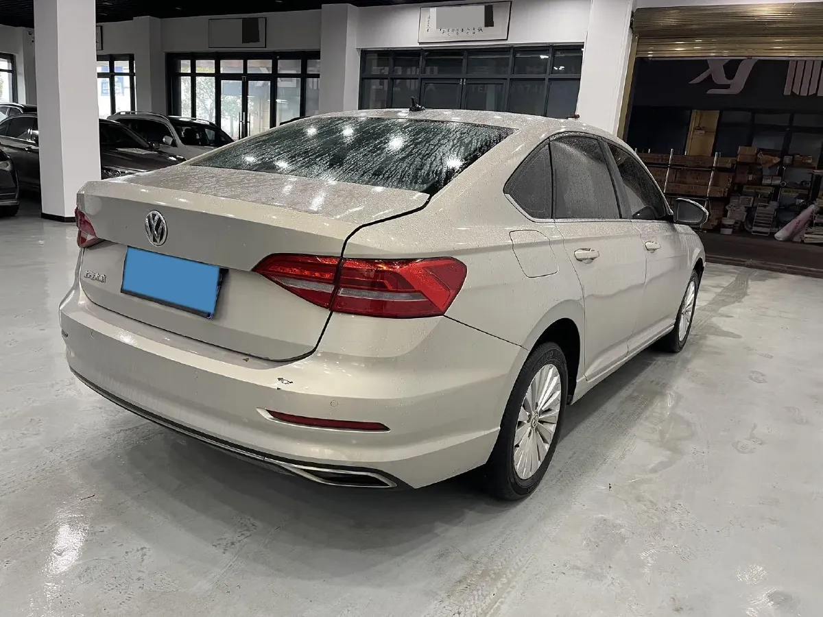 2018 Skoda Karoq 1.4T 150HP L4 7DCT,autocango,china used car exporter,china ev exporter,chinese used car exporter,chinese used ev exporter