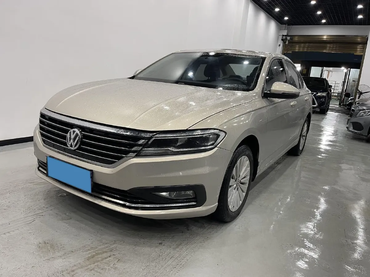 2018 Skoda Karoq 1.4T 150HP L4 7DCT,autocango,china used car exporter,china ev exporter,chinese used car exporter,chinese used ev exporter