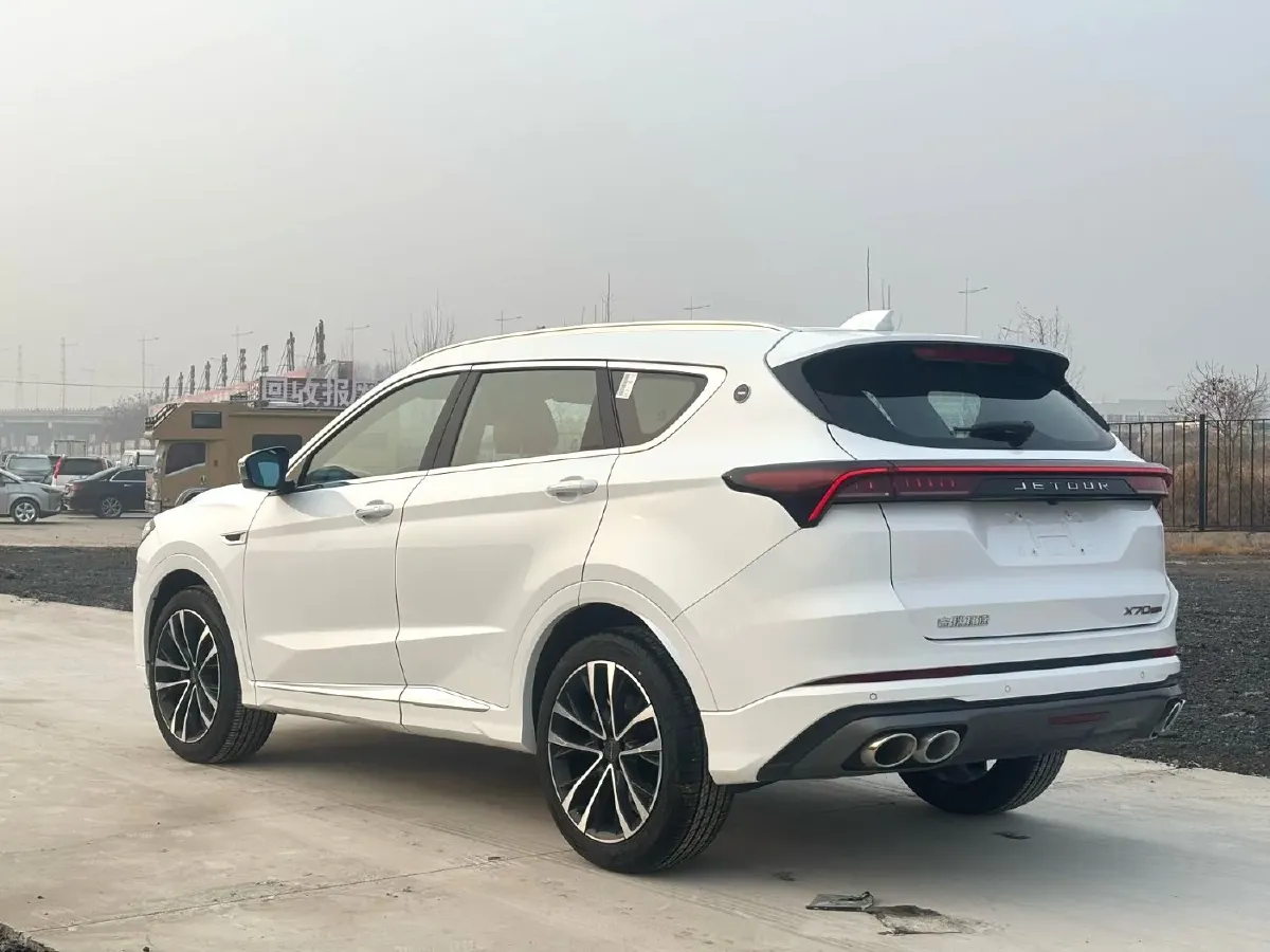 2024 Jetour X70 Plus 1.5T 156HP L4 6DCT,autocango,china used car exporter,china ev exporter,chinese used car exporter,chinese used ev exporter