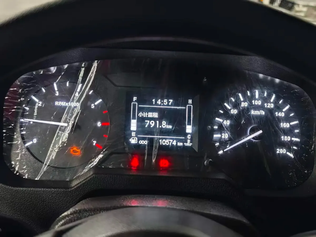 2023 BAW 212 2.4T 211HP L4 6MT,autocango,china used car exporter,china ev exporter,chinese used car exporter,chinese used ev exporter