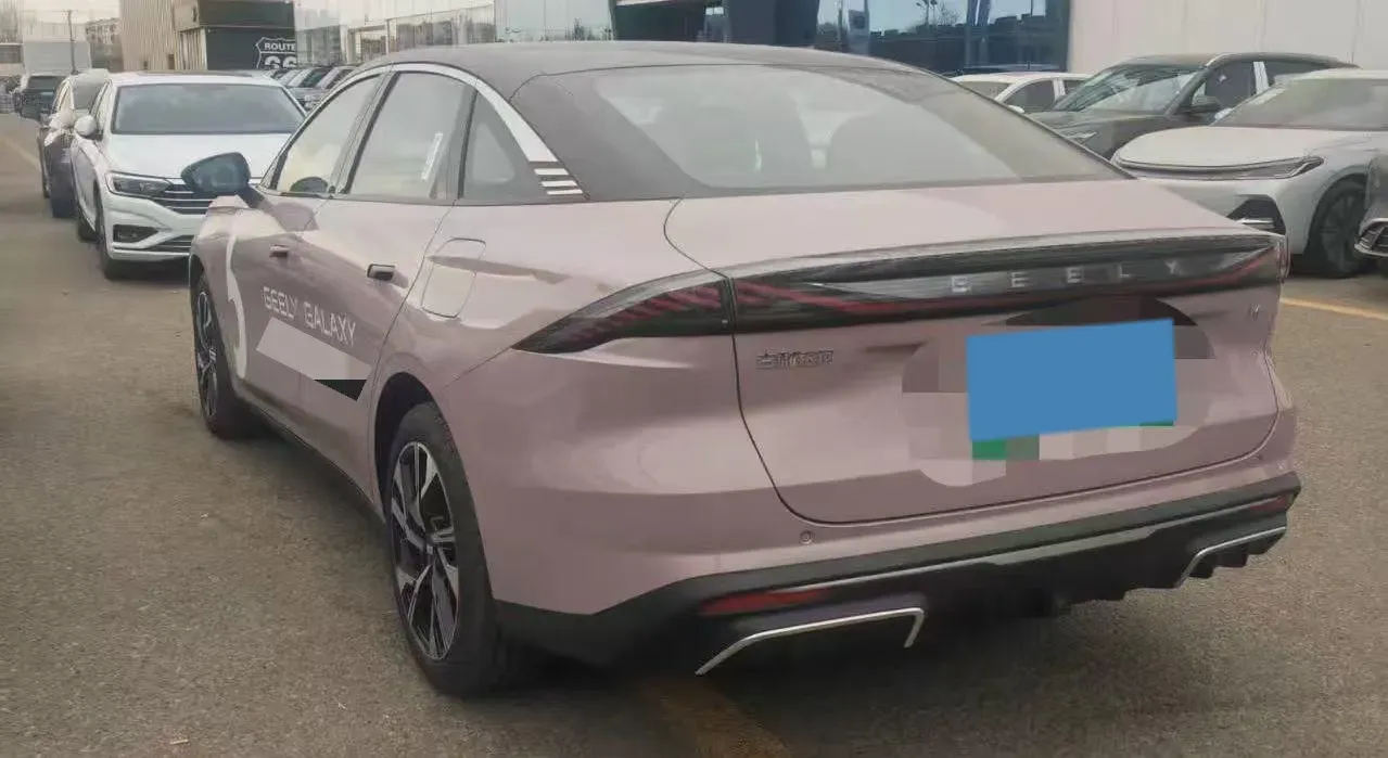 2023 Geely Galaxy L6 1.5T 163HP L4 3DHT PHEV,autocango,china used car exporter,china ev exporter,chinese used car exporter,chinese used ev exporter