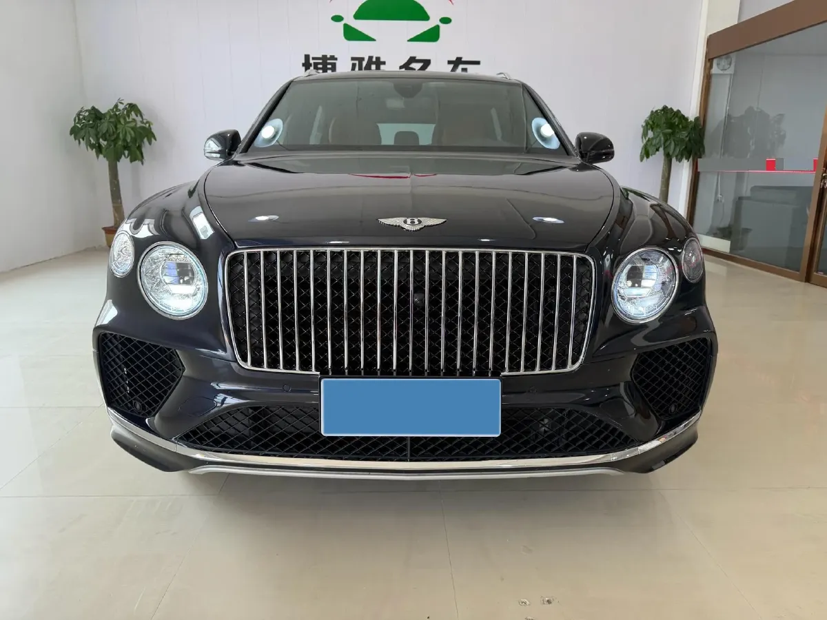 2022 Bentley Bentayga 4.0T 550HP V8 8AT,autocango,china used car exporter,china ev exporter,chinese used car exporter,chinese used ev exporter