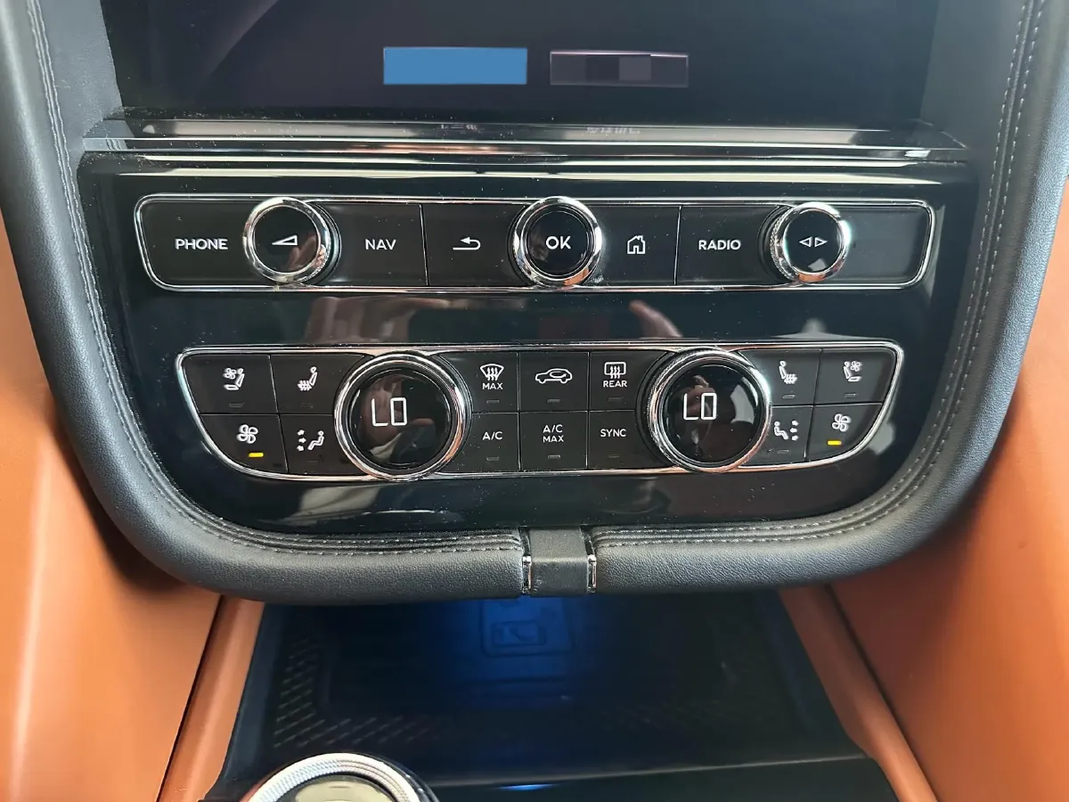 2022 Bentley Bentayga 4.0T 550HP V8 8AT,autocango,china used car exporter,china ev exporter,chinese used car exporter,chinese used ev exporter