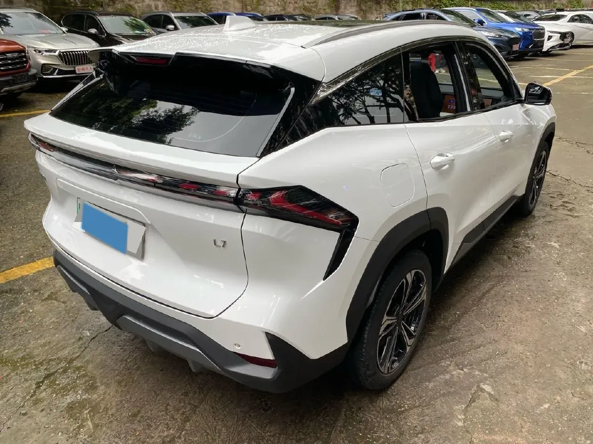2023 Geely Galaxy L7 1.5T 163HP L4 3DHT PHEV 18.7KWH,autocango,china used car exporter,china ev exporter,chinese used car exporter,chinese used ev exporter