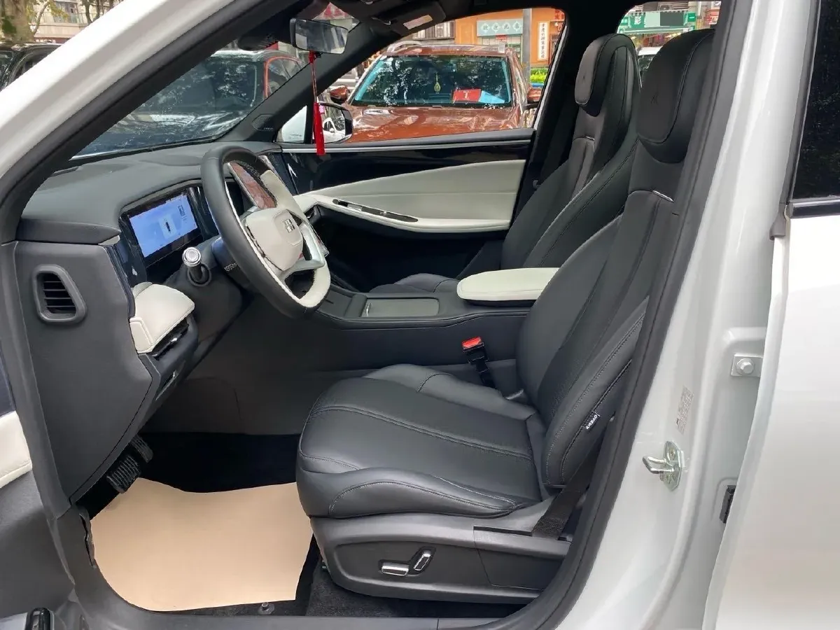 2023 Geely Galaxy L7 1.5T 163HP L4 3DHT PHEV 18.7KWH,autocango,china used car exporter,china ev exporter,chinese used car exporter,chinese used ev exporter