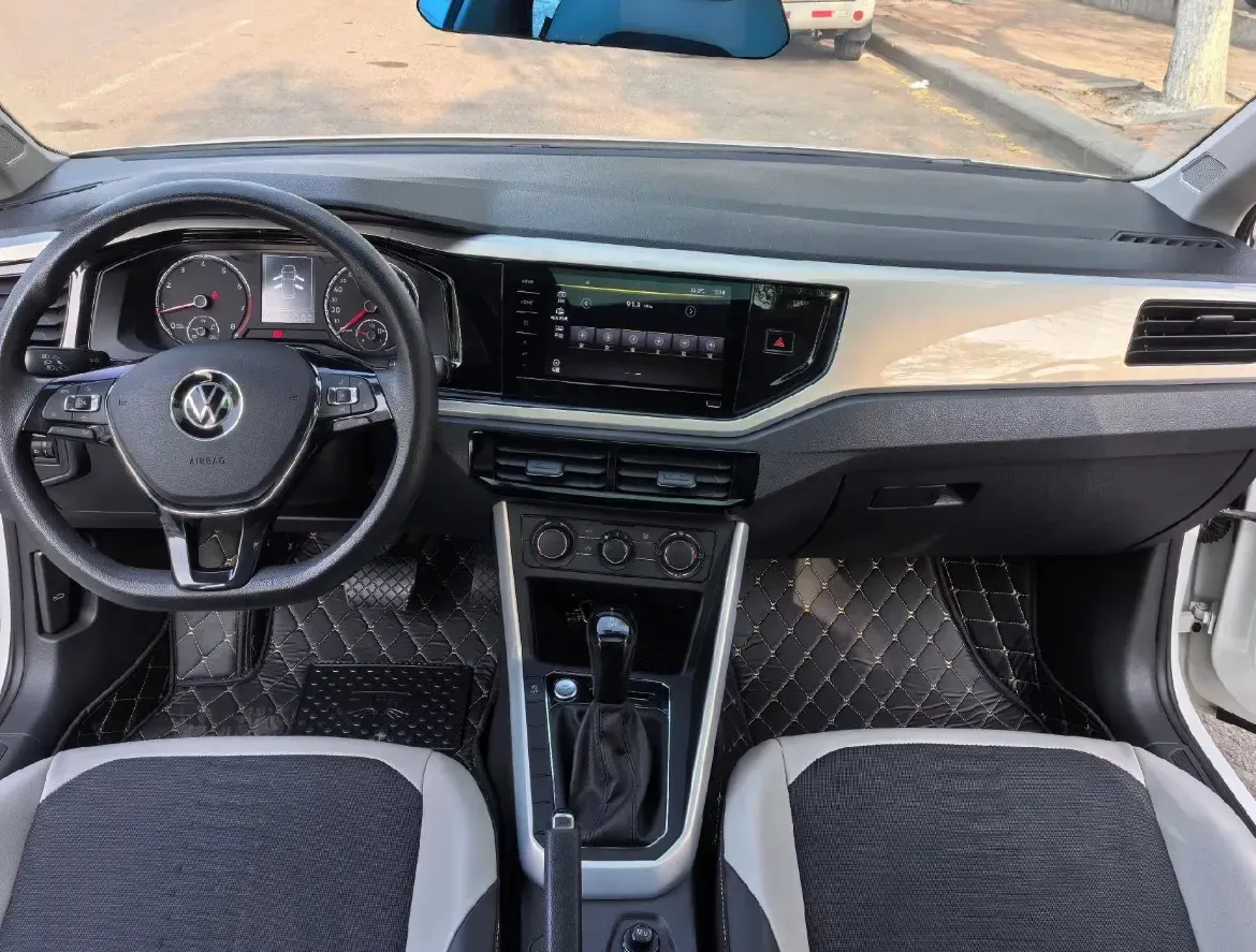 2019 Volkswagen Polo 1.5L 113HP L4 6AT,autocango,china used car exporter,china ev exporter,chinese used car exporter,chinese used ev exporter