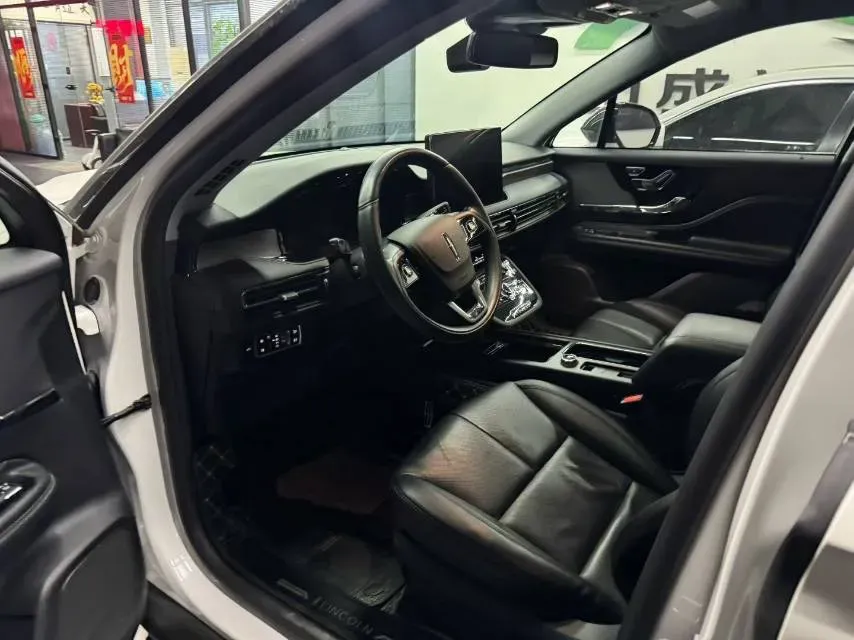 2022 Lincoln Corsair 2.0T 245HP L4 8AT,autocango,china used car exporter,china ev exporter,chinese used car exporter,chinese used ev exporter